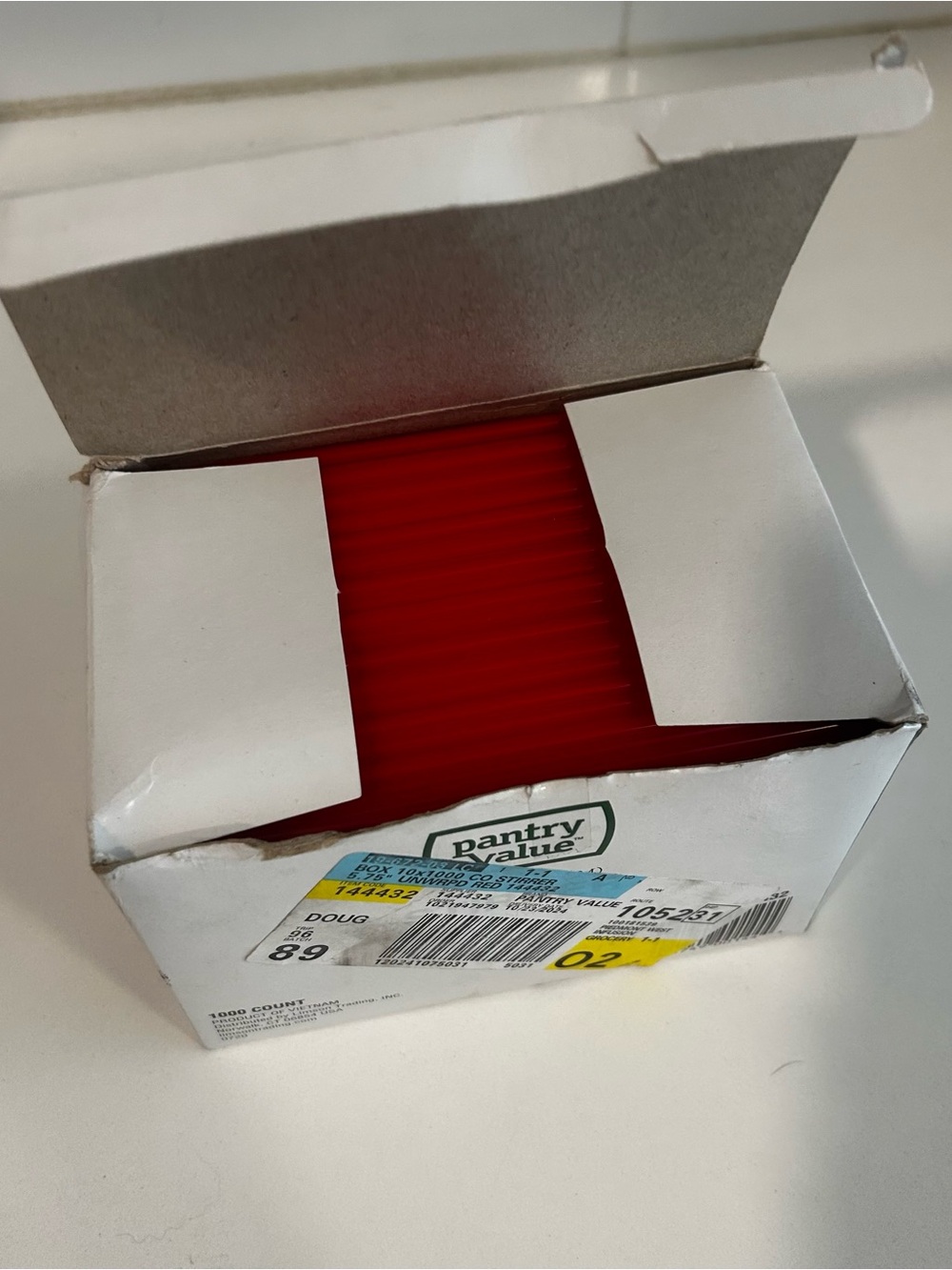 Pantry Value red stirrers straws 1000 count 
Brand new box